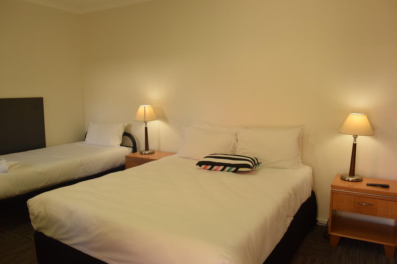 Crown Cbd Motel - City Location ベンディゴ エクステリア 写真