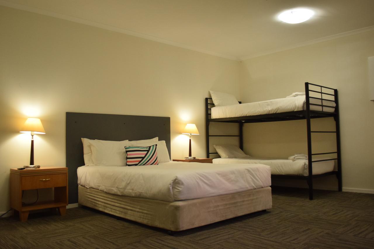 Crown Cbd Motel - City Location ベンディゴ エクステリア 写真